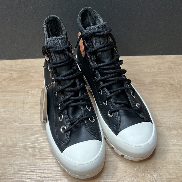 CONVERSE Gore-Tex Waterproof Lugged High Top Womens Size 6 1/2 US - Picture 3 of 8